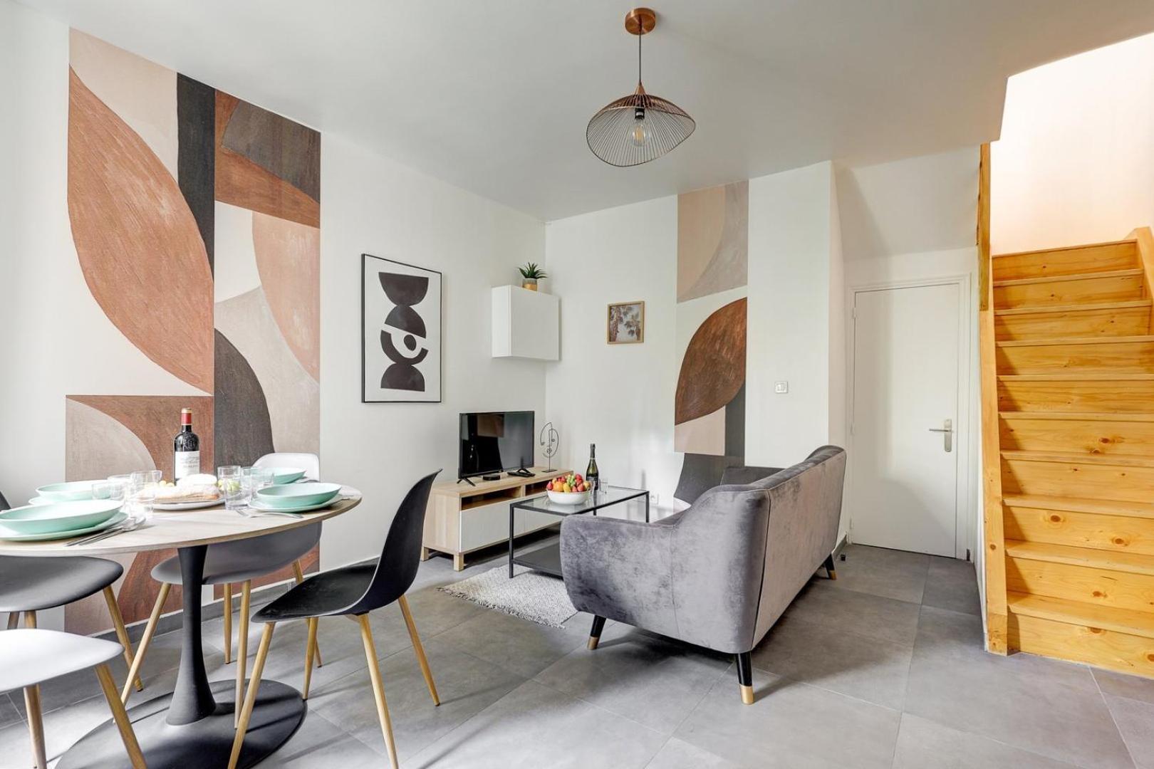 387 Sourire - Superbe A * Paris