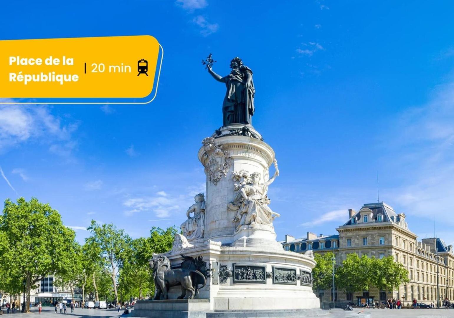 387 Sourire - Superbe A Paris